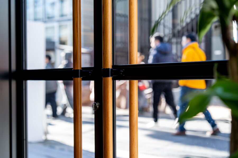 CALEE / NOTEWORKS 外壁・エントランス制作 4