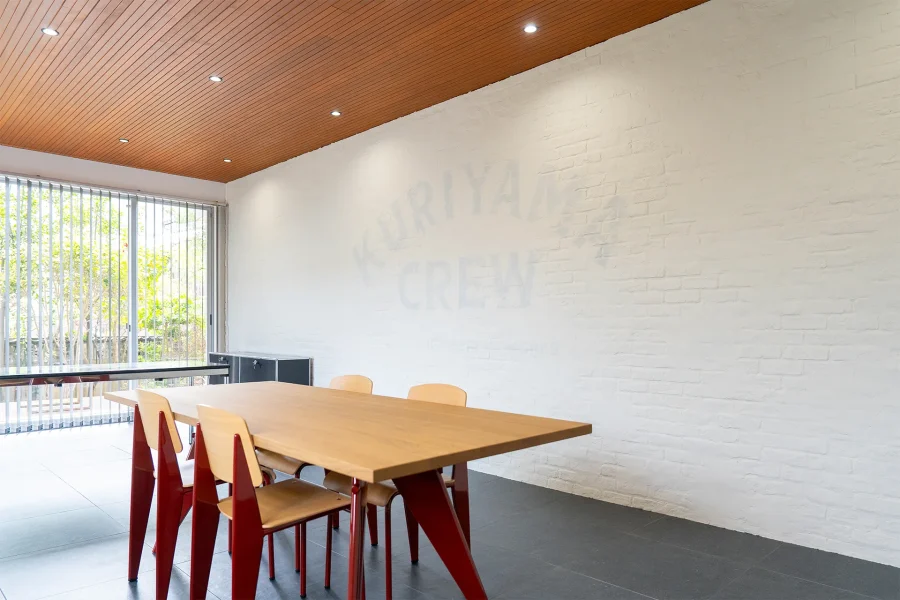 KURIYAMA CREW / NOTEWORKS 社長室・エントランスの制作 9