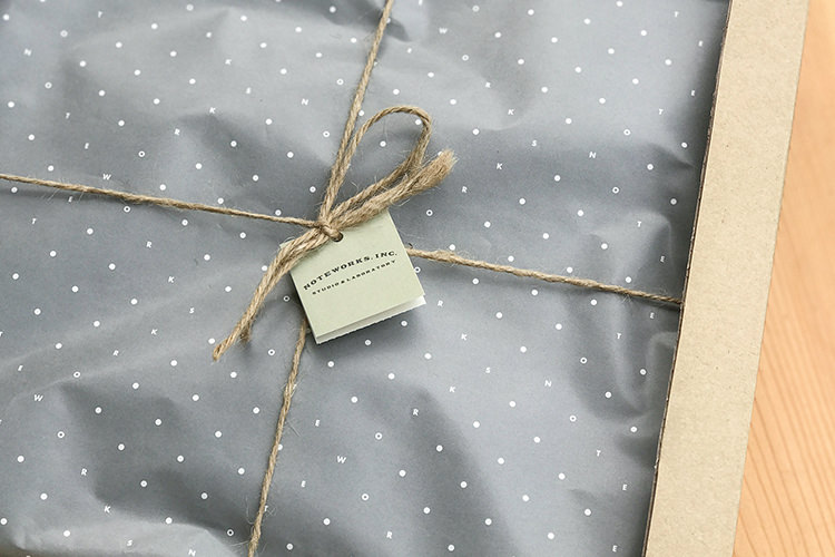 NOTEWORKSの額縁は ｢特別な贈り物｣になる