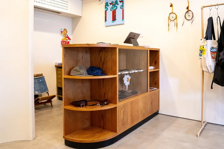 桜木商店 / NOTEWORKS アパレルショップ店舗内装・什器制作 12