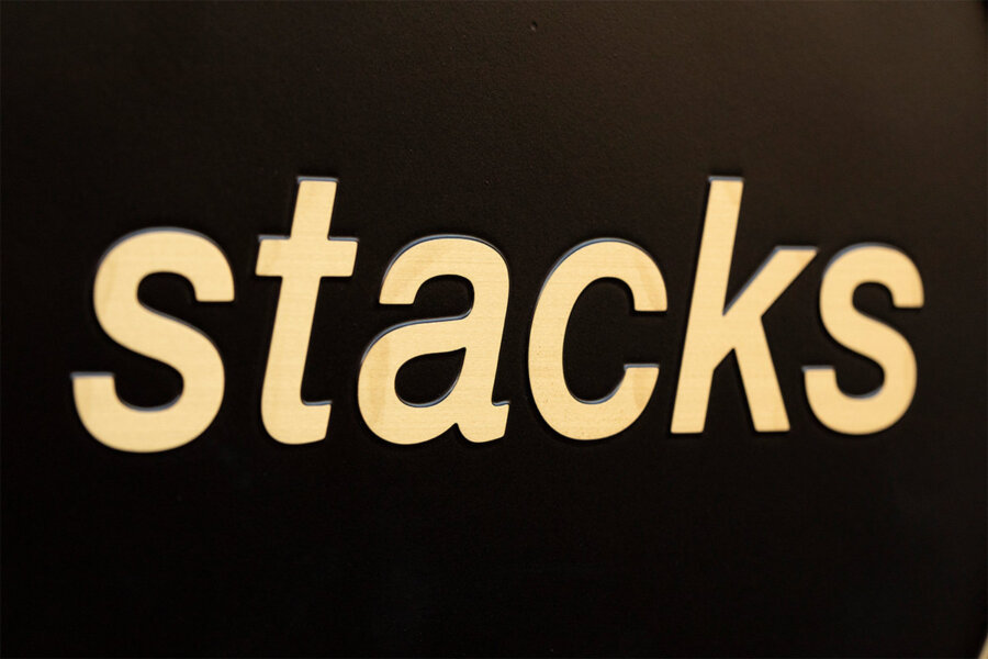 stacks bookstore / NOTEWORKS スタンドサイン・シェルフ製作 2